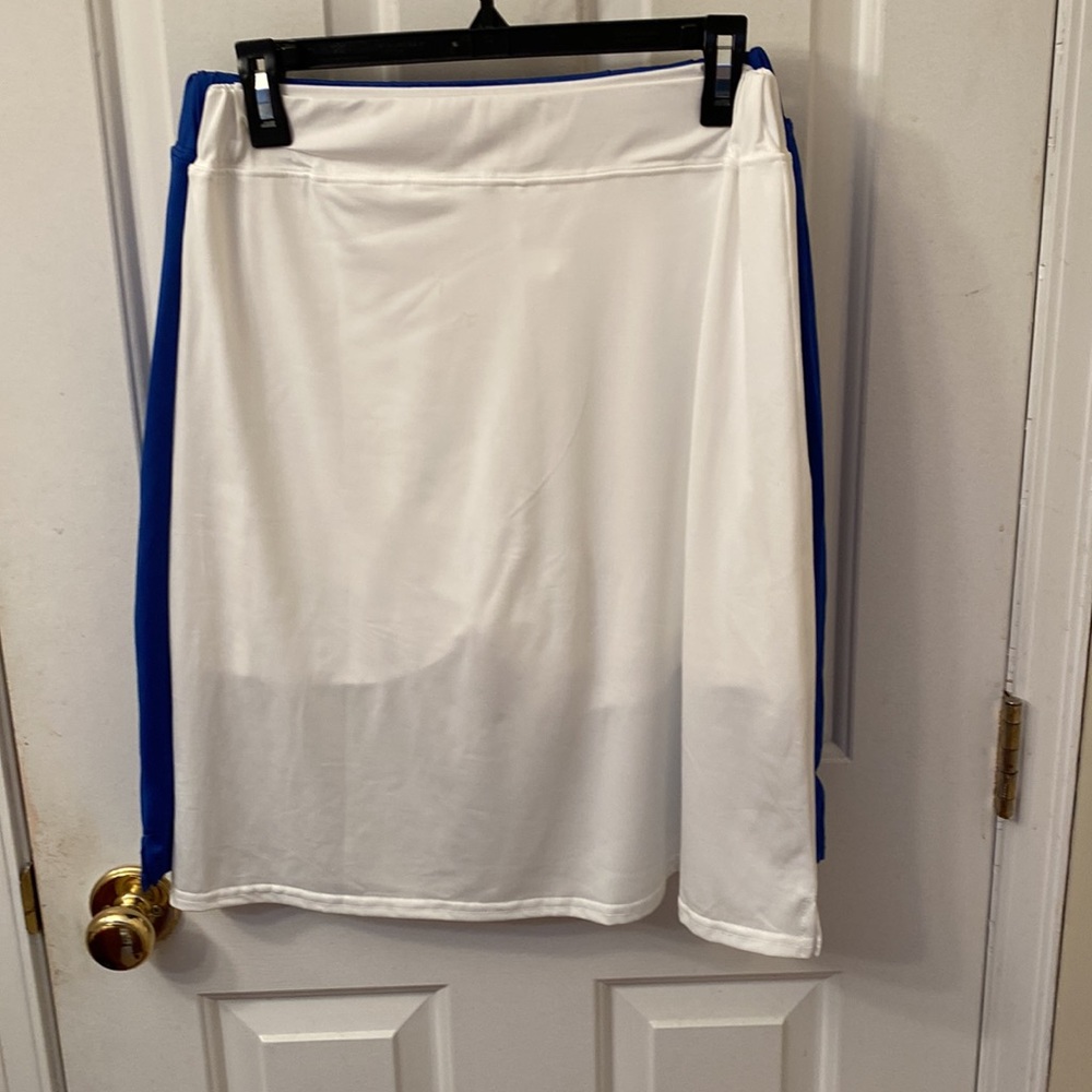 Women’s Performance Royal Blue Skort with Built-In Shorts - Picture 3 of 3